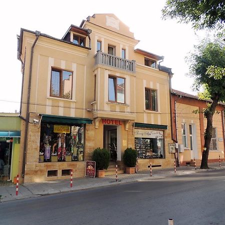 Guest House Solo Shumen Exterior foto