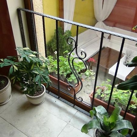 Guest House Solo Shumen Exterior foto