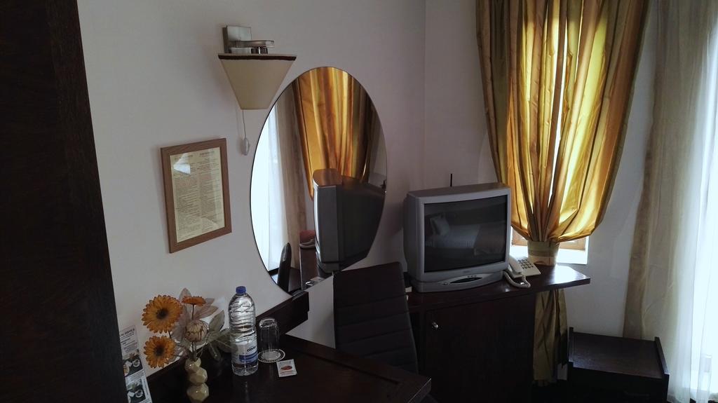 Guest House Solo Shumen Exterior foto